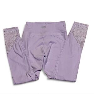 NWT Comfortable Pink Victoria's Secret 7/8 Ankle Leggings Butter Soft Size Small